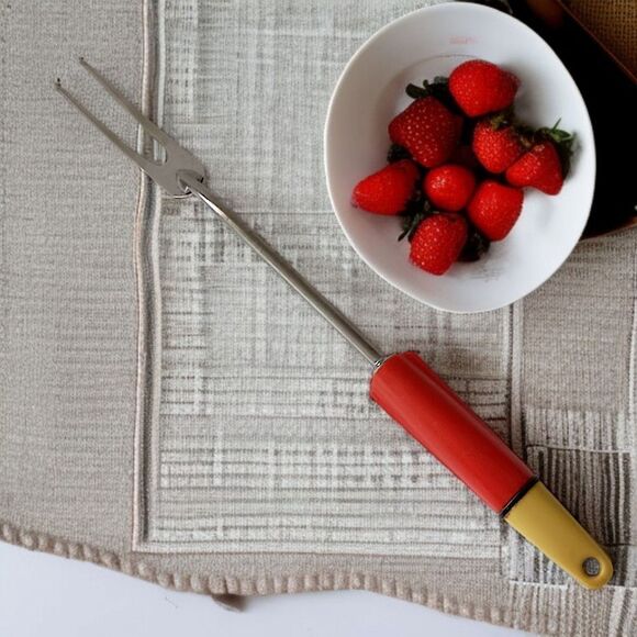 A&J Ecko Serving Fork Vintage Red Yellow Handle Stainless Steel USA Melamine - Picture 13 of 16